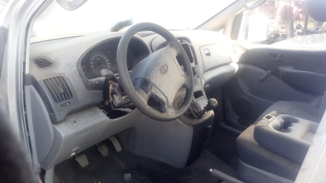  Hyundai H1 2012    EN DESARME